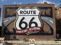 USA - Pontiac IL - Route 66  Museum Mural (8 Apr 2009)